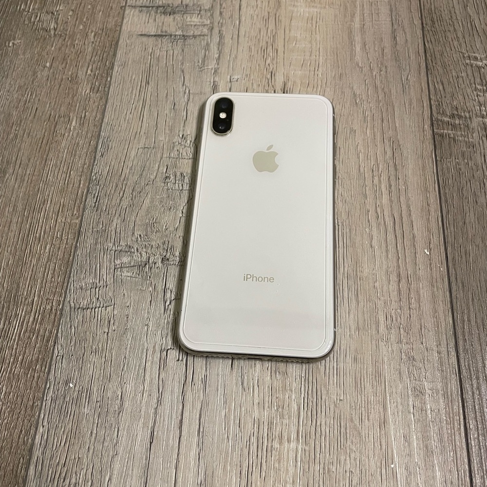 Apple iPhone X  white pristine condition fast shipping